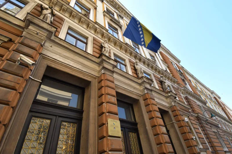 sud zastava 001