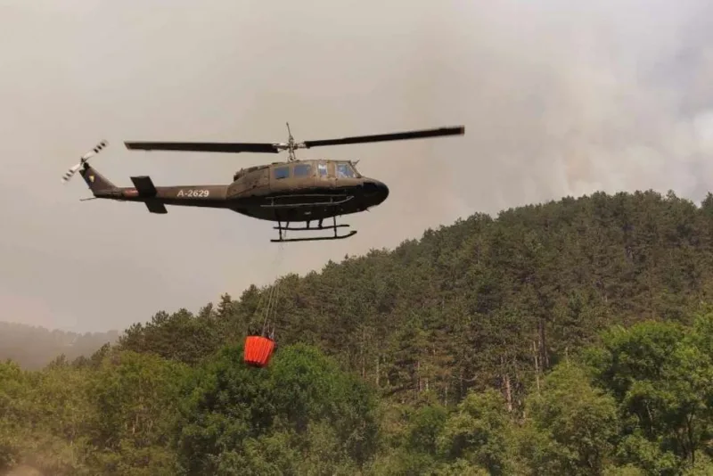 požar, helikopter