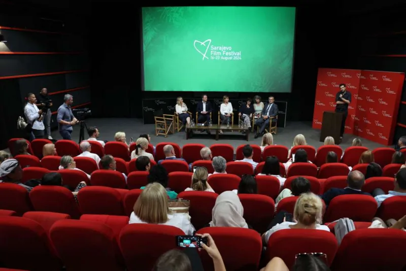 sff panel okolis