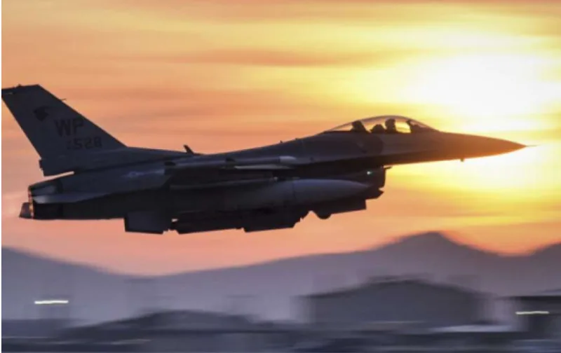 f16 avioni 1