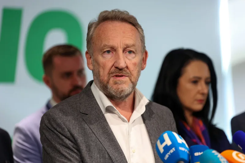 bakir izetbegovic fena press3