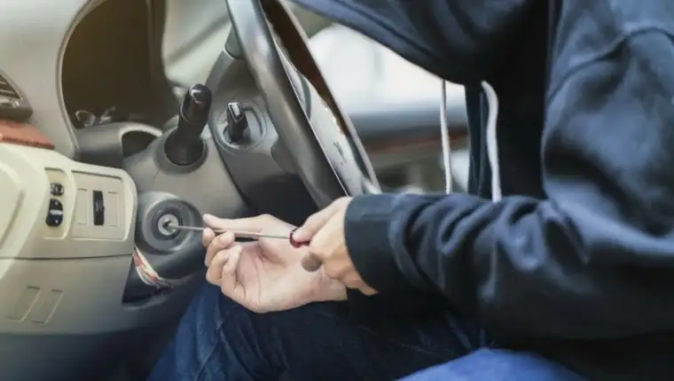 lopovi auto