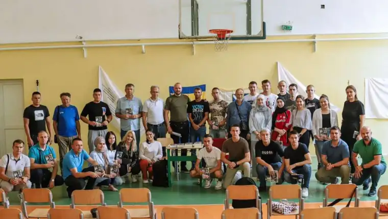 srednjoskolci mars mira