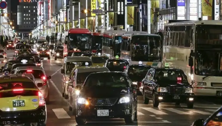 Japan-Traffic-1-6