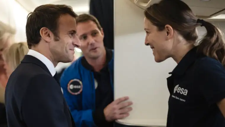 macron 6