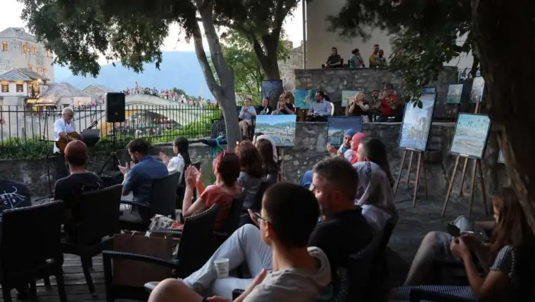 izlozba mostar svijet u plavom