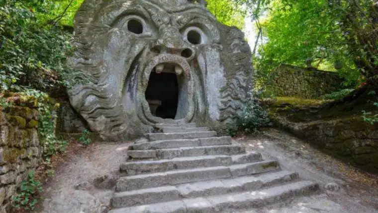 2270