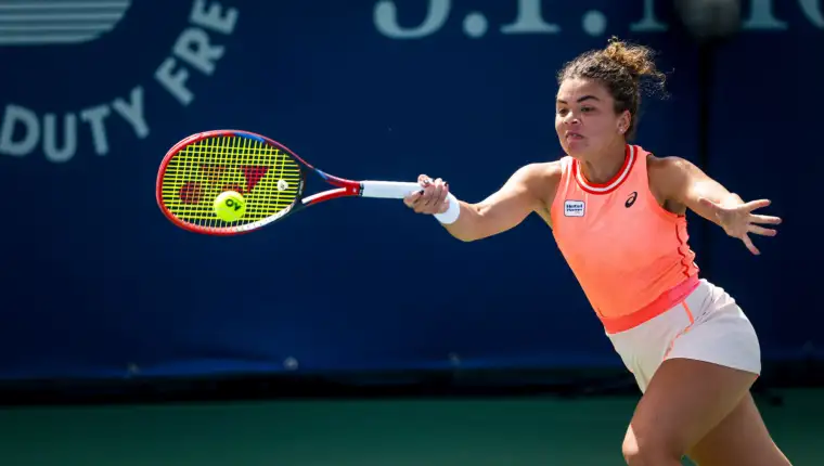 Dubai-2024-Tennis-WTA-Day-3-Jasmine-Paolini-1