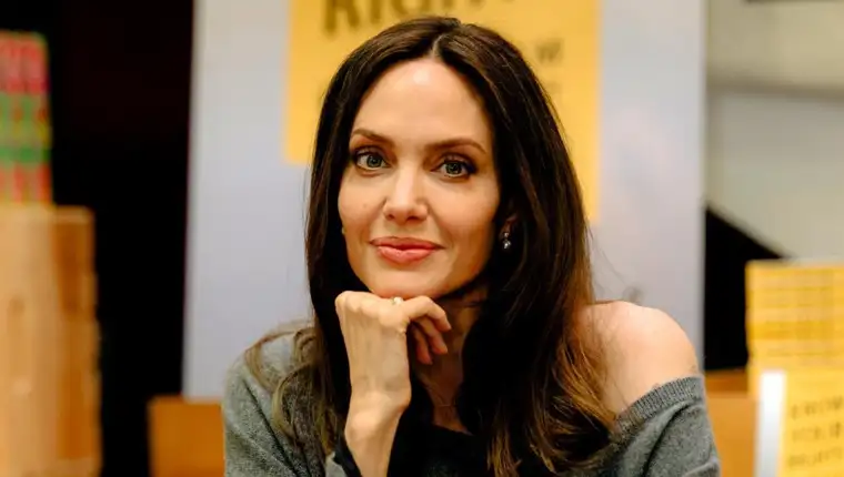 angelina 6