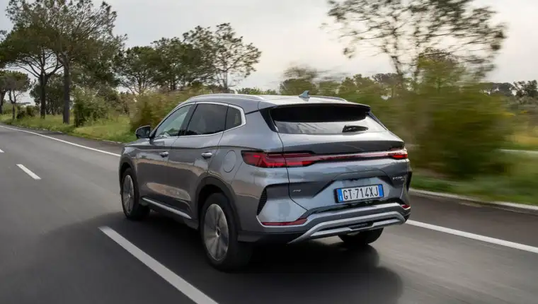 byd-seal-u-rear-tracking