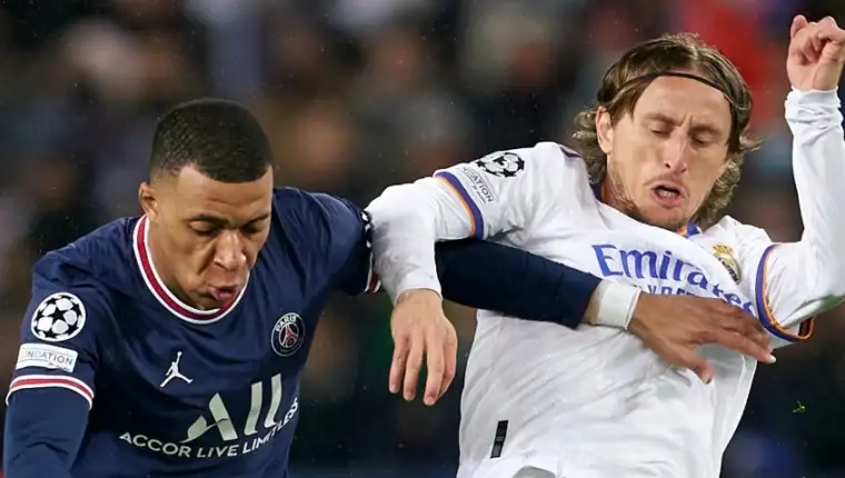 mbappe i modrić