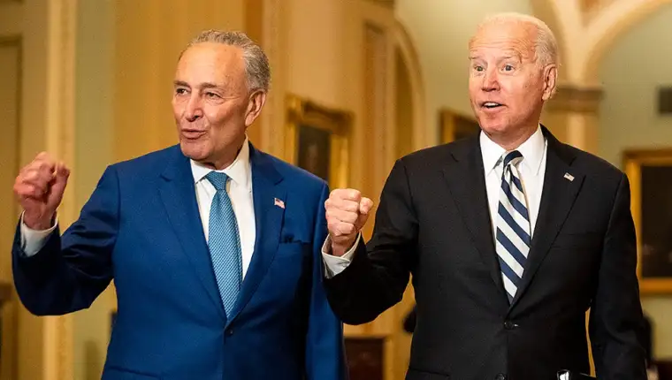 schumer i biden