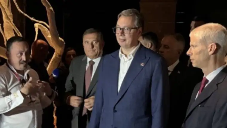 dodik vucic srpska kuca