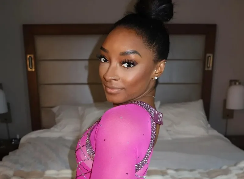 simone biles.jpg