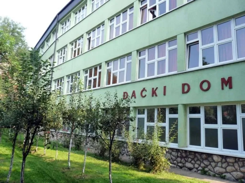 djacki dom zenica