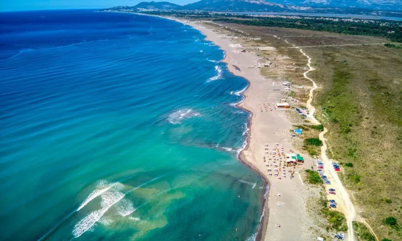 v. plaža