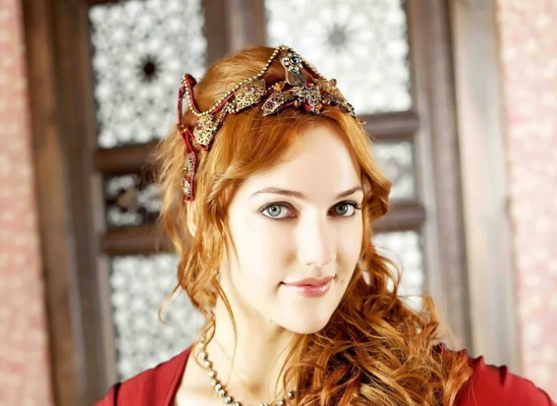 Meryem Uzerli