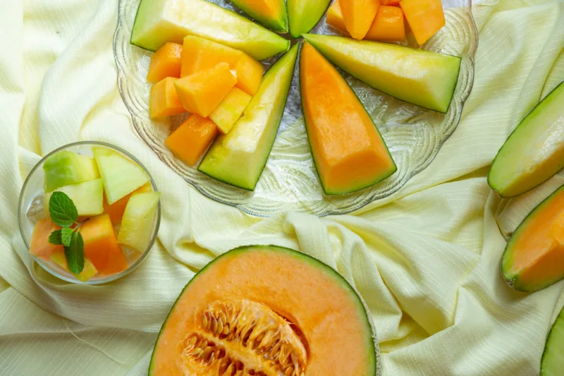 Japanese melon or cantaloupe, cantaloupe, seasonal fruit, health