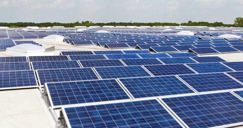 solarni-paneli-uz-stvaranje-elektricne-energije-mogu-prociscavati-i_pFPTDn
