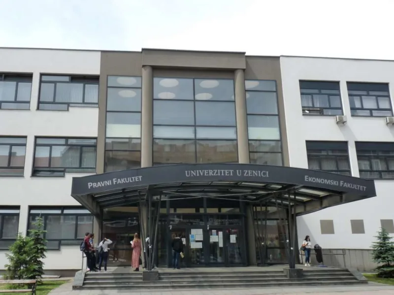 zenica univerzitet