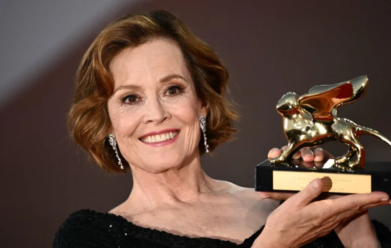 Sigourney Weaver