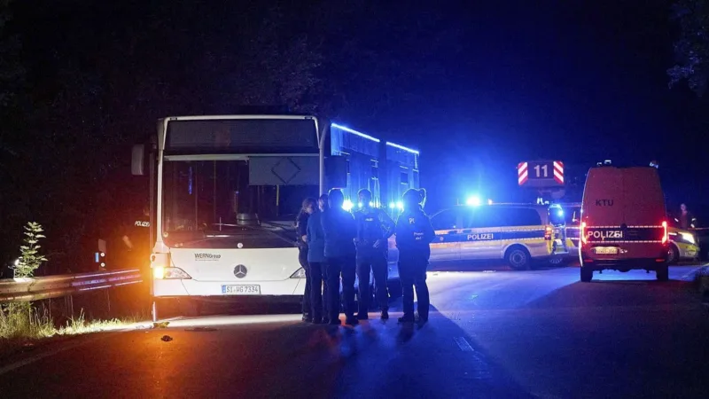 napad nožem u njemačkoj autobus