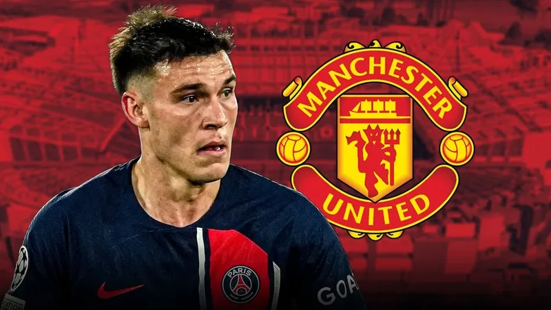 dharmesh-sheth-manuel-ugarte-transfer-manchester-united-v0-0a-waGM2_-ril9YJ3a8vJVQijbGCBOSF-yjCVe3YMvw