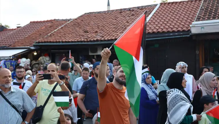 AA-20240803-35311297-35311292-BIH_U_SARAJEVU_ODRZANA_PROTESTNA_SETNJA_U_ZNAK_PODRSKE_PALESTINCIMA_U_GAZI