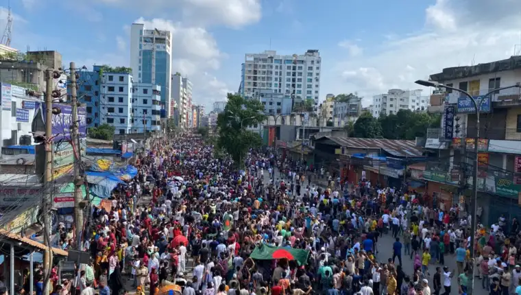 AA-20240805-35322537-35322535-ANTIVLADINI_PROTESTI_U_BANGLADESU