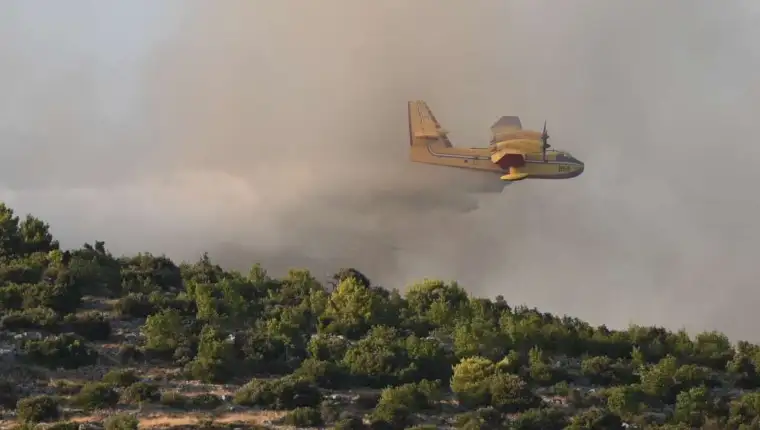 hvar pozar 1
