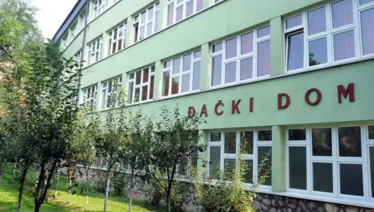 djacki dom zenica