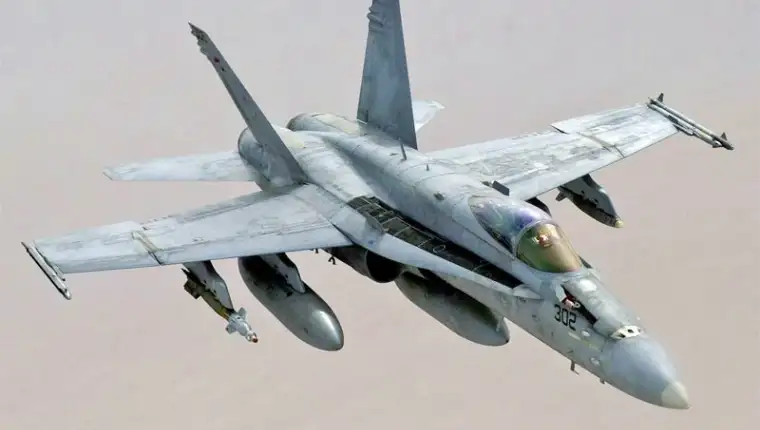 FA-18 lovac bombarder