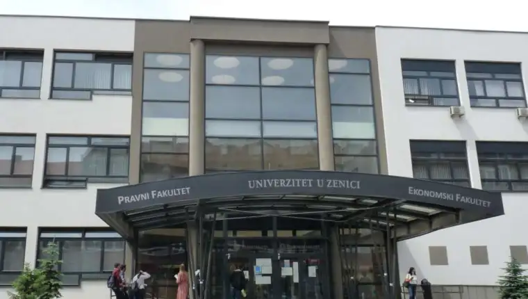zenica univerzitet