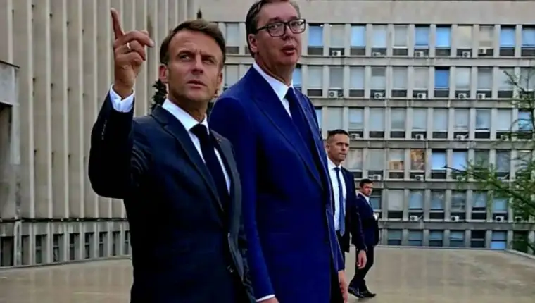 vučić i macron