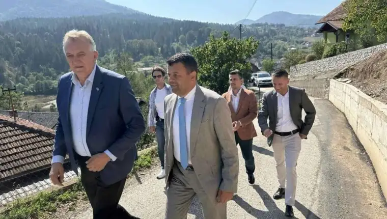 hurtić