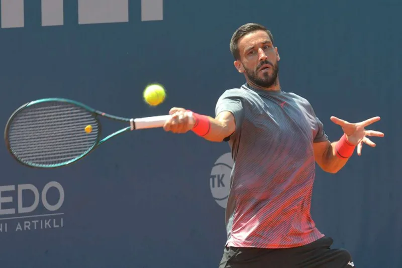 dzumhur