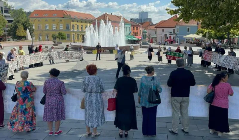 majke asrebrenice tuzla 1