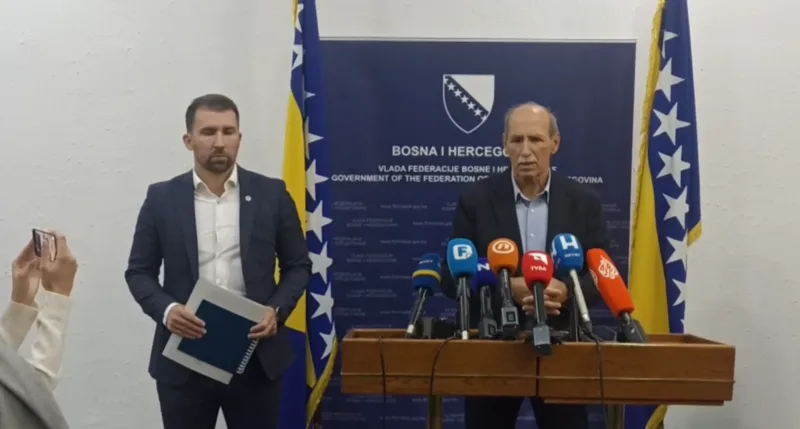 mehić i delić.jpg