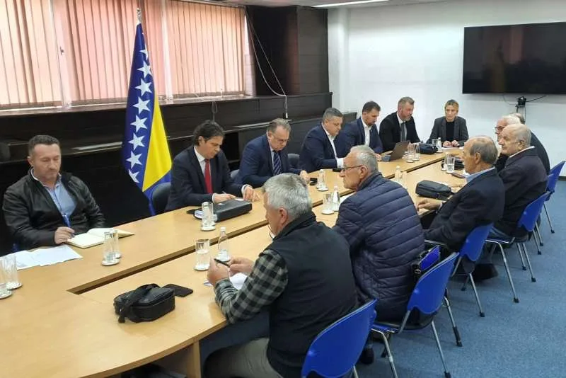 vlada fbih i penzioneri