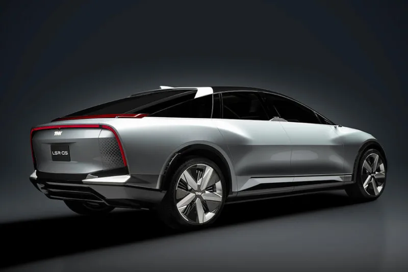 thk-lsr-05-rear-quarter