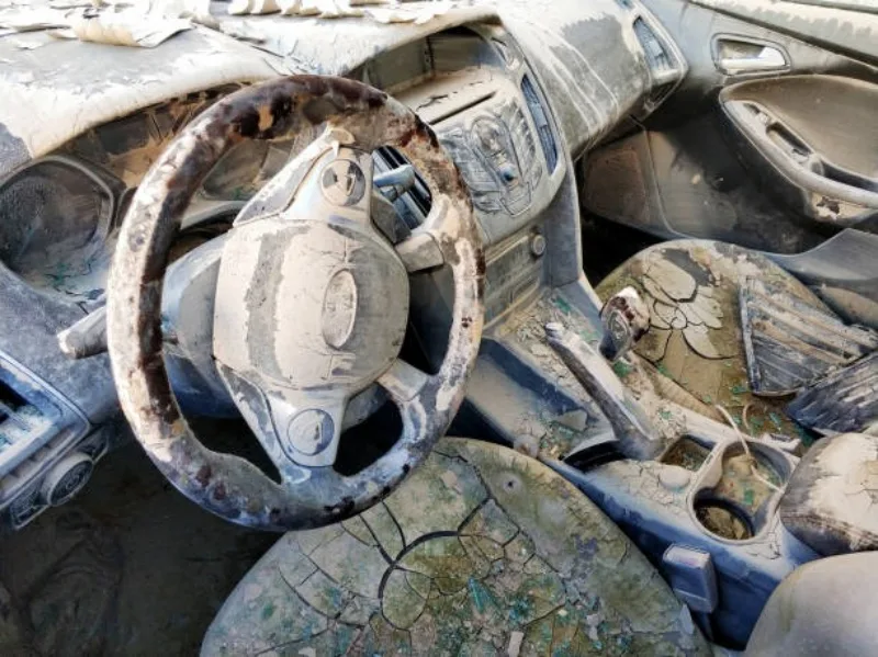prljavo auto
