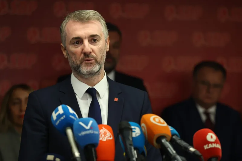 Forto, press Trojka (3)