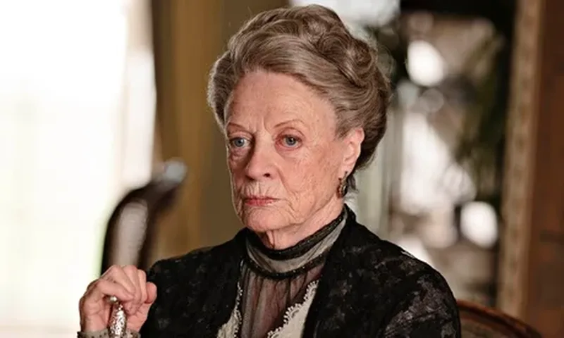 dame-maggie-smith-008