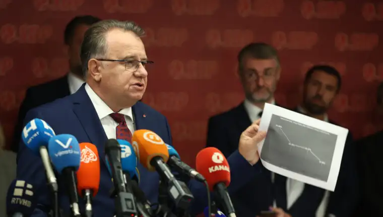 Nikšić, press Trojka