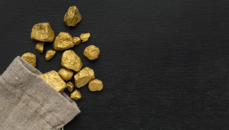 top-view-gunny-sack-with-gold-ore