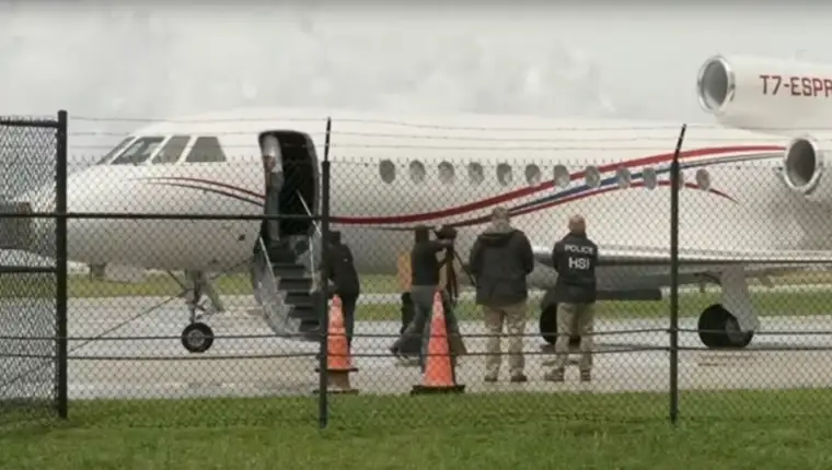 avion nicolas maduro