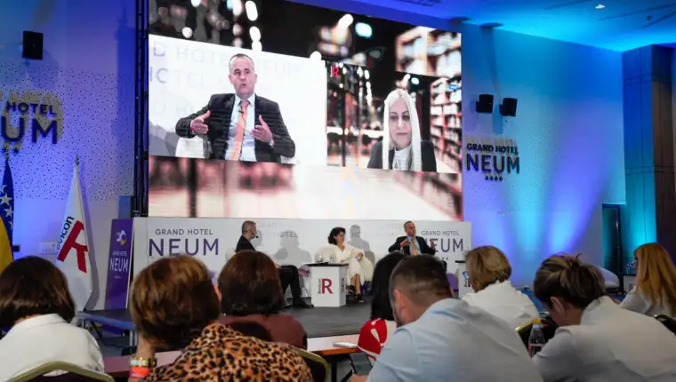 Panel II Izvor Revicon