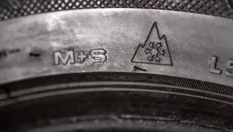 uniroyal-m-s-tyre-marking