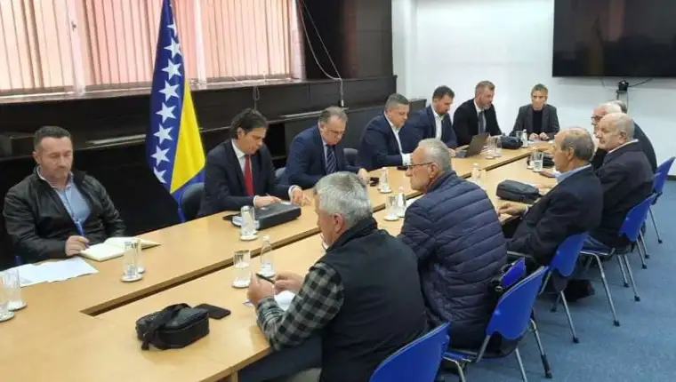 vlada fbih i penzioneri
