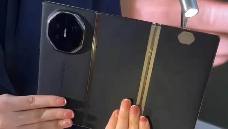 preklopni telefon